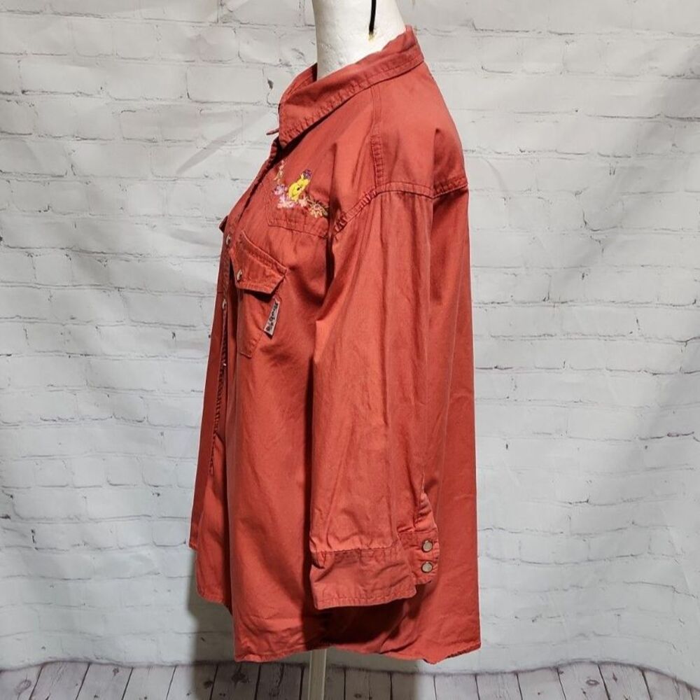 Winnie the Pooh and Tigger snap front shirt - Picture 3 of 8